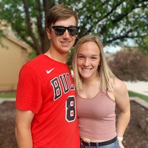 Meet your Posher, Halle